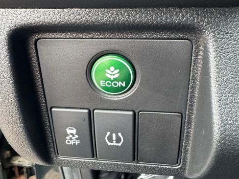 Used 2016 Honda HR-V LX image 20