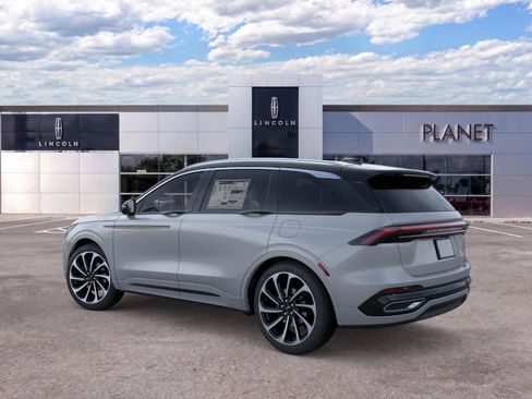 New 2026 Lincoln Nautilus Black Label AWD/4WD image 4