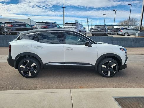 New 2026 Nissan Kicks SR w/ SR Premium Package image 8