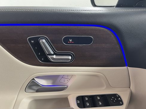 Certified 2023 Mercedes-Benz GLB 250 image 21