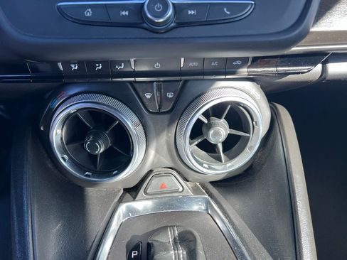 Used 2019 Chevrolet Camaro LT w/ RS Package image 31