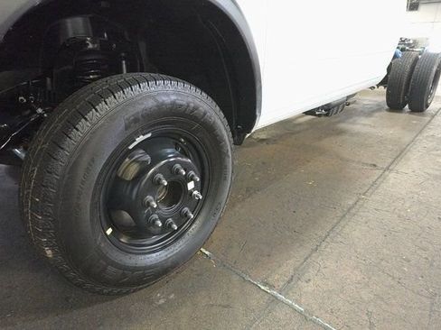 New 2026 RAM 3500 Tradesman image 22