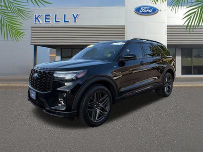 Used 2025 Ford Explorer ST-Line w/ Premium Package
