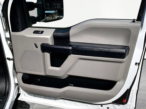 Used 2020 Ford F250 XL w/ Power Equipment Group RWD image 27