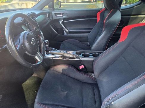 Used 2013 Scion FR-S RWD image 8
