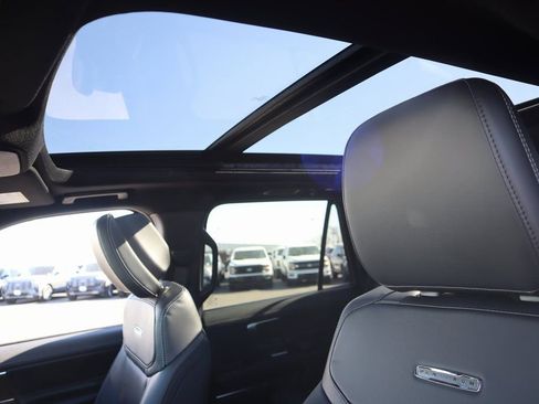 New 2026 Ford Expedition Platinum w/ Stealth Appearance Package image 17