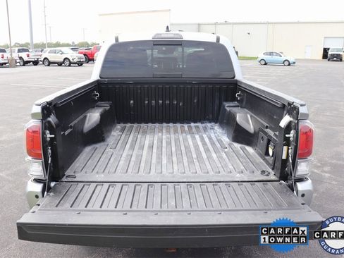 Used 2023 Toyota Tacoma TRD Off-Road w/ Technology Package image 13