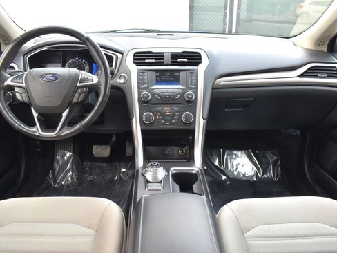 Used 2018 Ford Fusion S FWD image 13