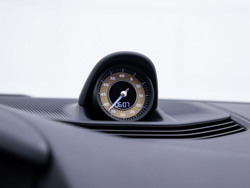 Certified 2021 Porsche Taycan Turbo S image 30