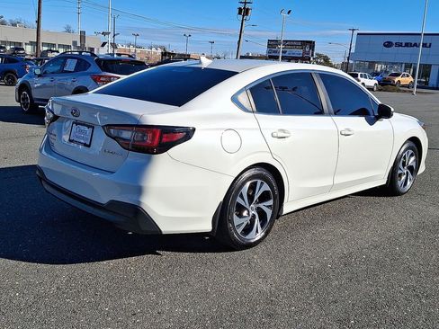 Used 2022 Subaru Legacy Premium image 9