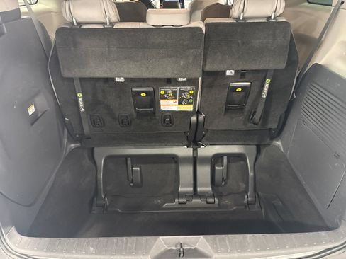 Used 2022 Toyota Sienna LE FWD image 39