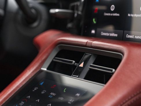 Used 2020 Porsche Taycan Turbo w/ Performance Package image 34