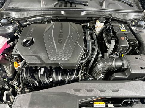 Used 2025 Hyundai Sonata SEL FWD image 31