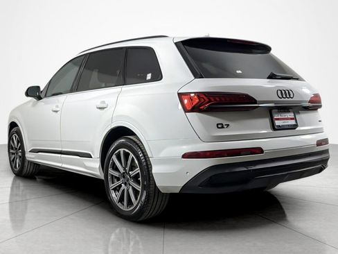 Used 2023 Audi Q7 2.0T Premium Plus w/ Premium Plus Package AWD/4WD image 3