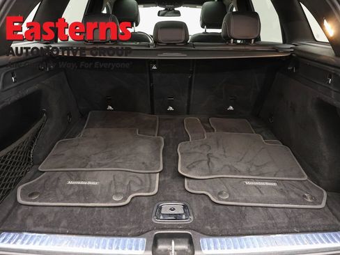 Used 2018 Mercedes-Benz GLC 300 4MATIC image 9