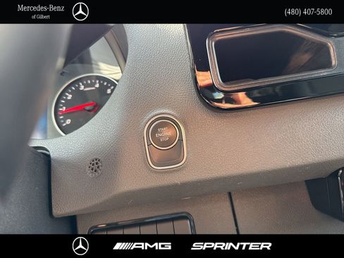 Used 2023 Mercedes-Benz Sprinter 2500 image 23