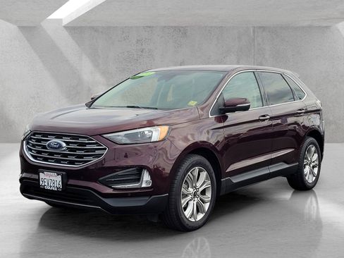 Used 2023 Ford Edge Titanium AWD/4WD image 8