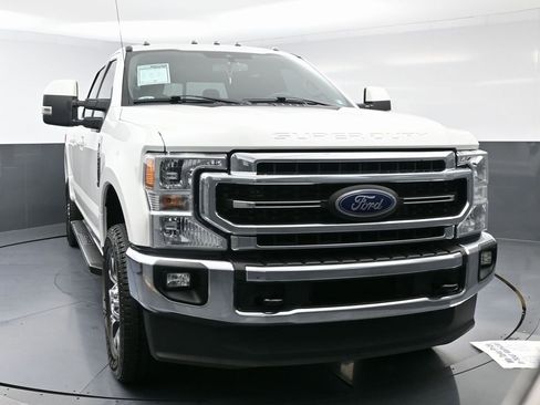 Used 2021 Ford F250 Lariat w/ Lariat Value Package image 5