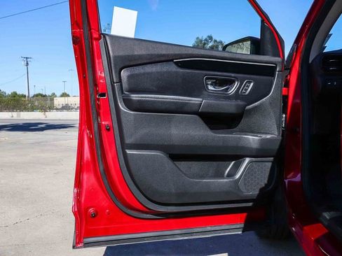 Used 2024 Honda Pilot Touring image 25