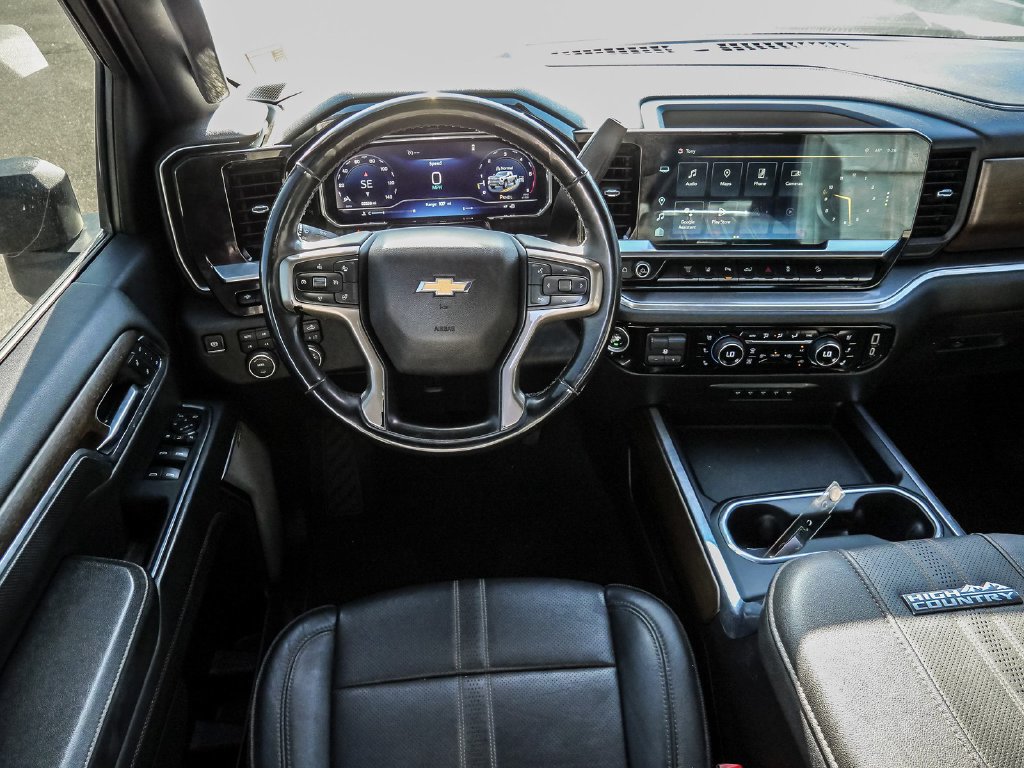 Used 2024 Chevrolet Silverado 3500 High Country w/ Technology Package AWD/4WD image 33
