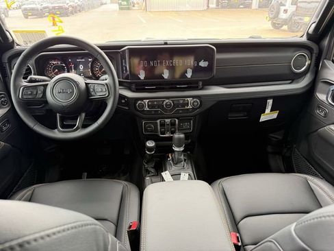 New 2026 Jeep Gladiator Sport AWD/4WD image 16