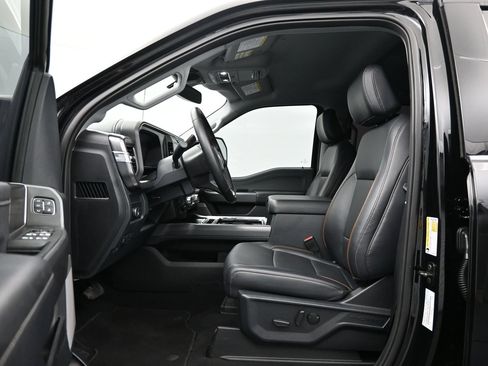 Used 2025 Ford F250 Lariat w/ Chrome Package AWD/4WD image 9