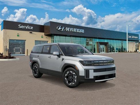 New 2026 Hyundai Santa Fe SE image 2