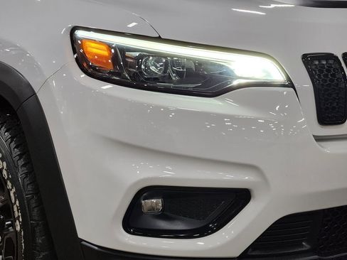 Used 2022 Jeep Cherokee Latitude w/ Sun & Sound Group image 13