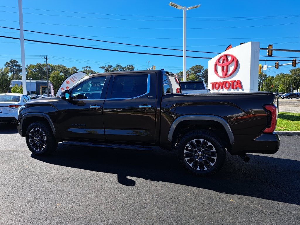 Used 2024 Toyota Tundra Limited AWD/4WD image 12