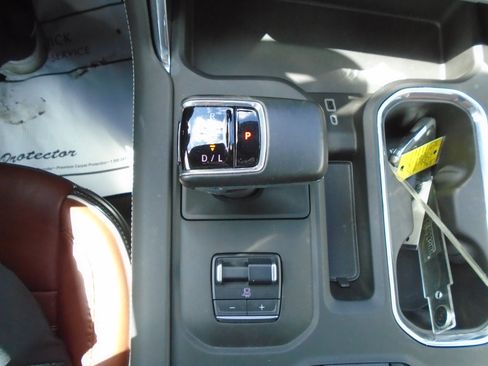 Certified 2025 GMC Sierra 1500 Denali Ultimate AWD/4WD image 68