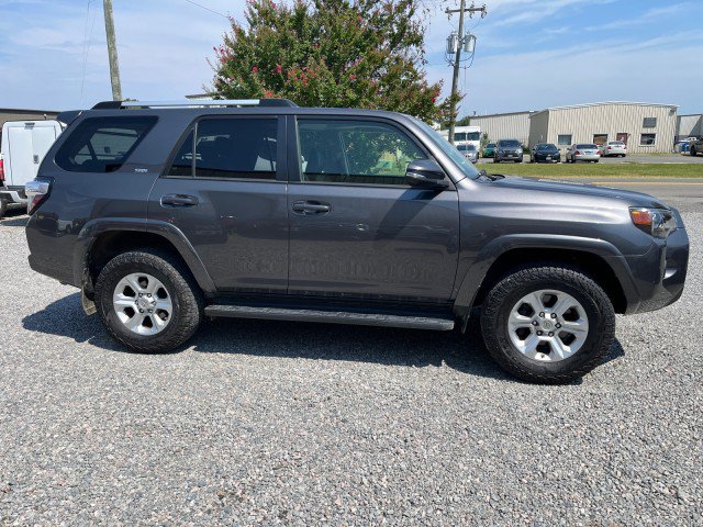 Used 2021 Toyota 4Runner SR5 Premium w/ Moonroof Package AWD/4WD image 5