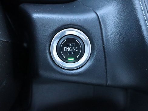 Used 2021 Chevrolet Tahoe Z71 w/ Z71 Signature Package image 12