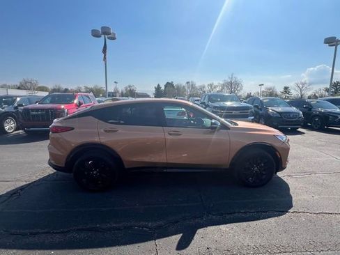 Used 2024 Buick Envista Sport Touring w/ Convenience I Package FWD image 6