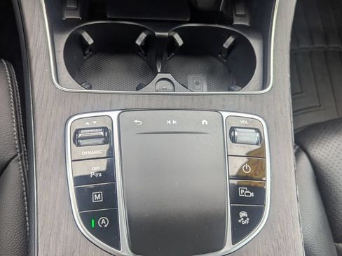 Used 2022 Mercedes-Benz GLC 300 4MATIC image 24