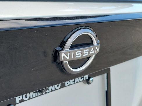 New 2026 Nissan Kicks SR w/ SR Premium Package AWD/4WD image 11