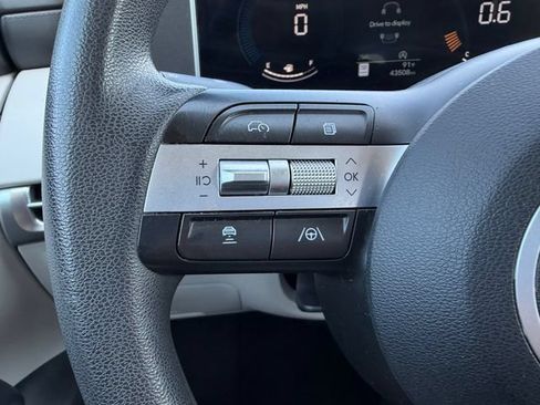 Used 2025 Hyundai Tucson SEL AWD/4WD image 9