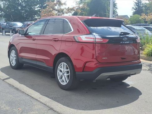 Certified 2022 Ford Edge SEL w/ Convenience Package image 4