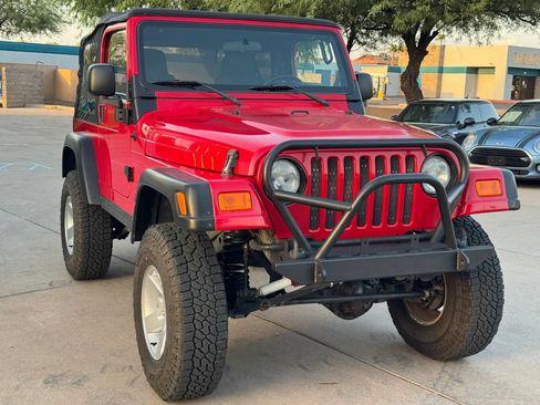 Used 2005 Jeep Wrangler Rubicon AWD/4WD image 4