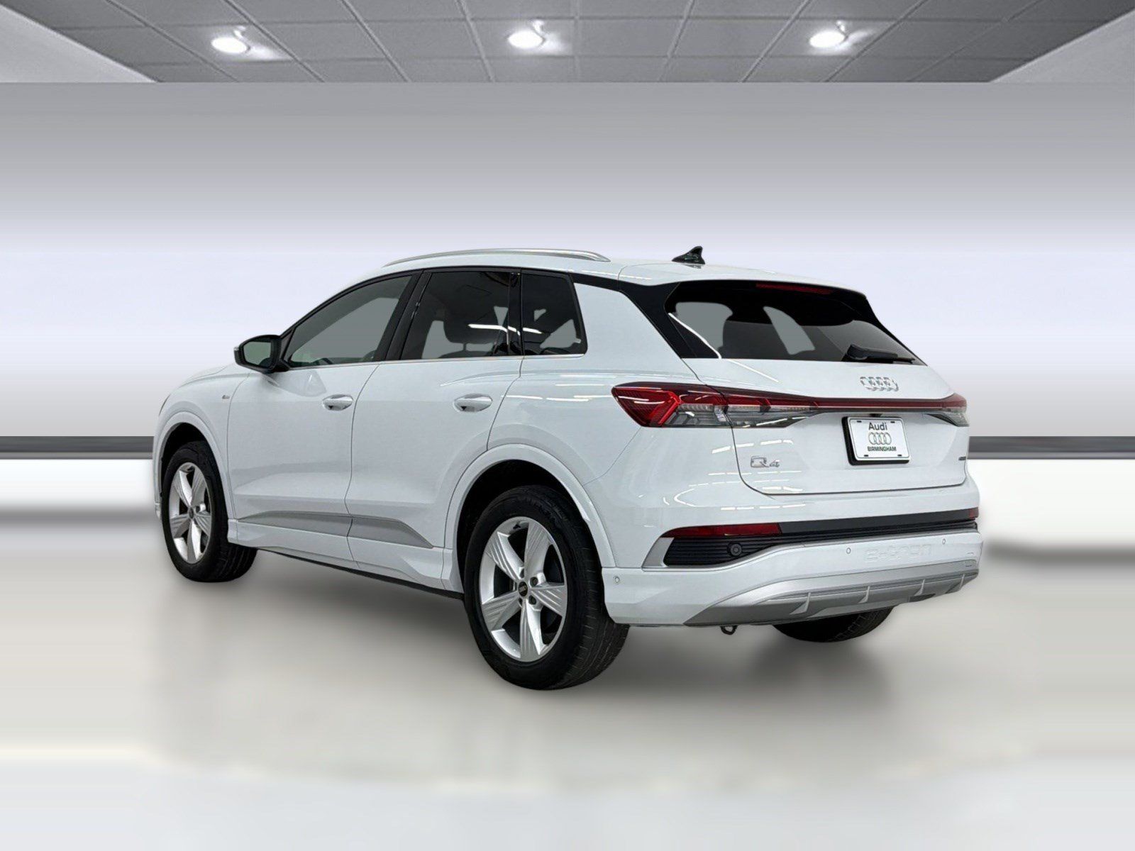 Used 2023 Audi Q4 e-tron Premium Plus w/ Premium Plus AWD/4WD image 3