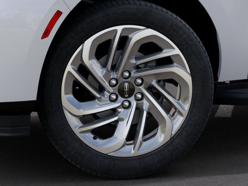 New 2027 Lincoln Navigator Premiere AWD/4WD image 19