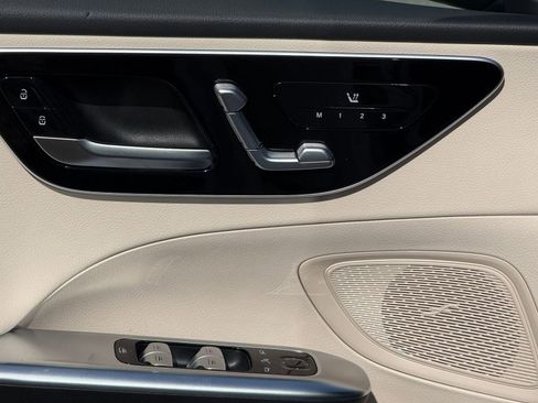 New 2026 Mercedes-Benz C 300 4MATIC Sedan image 20