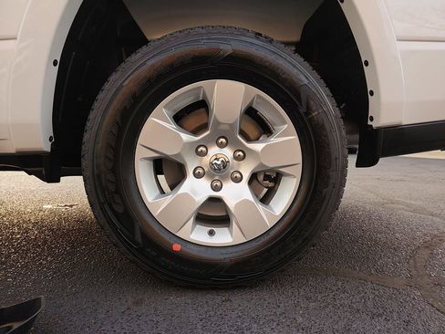 New 2026 RAM 1500 4x4 Crew Cab image 31