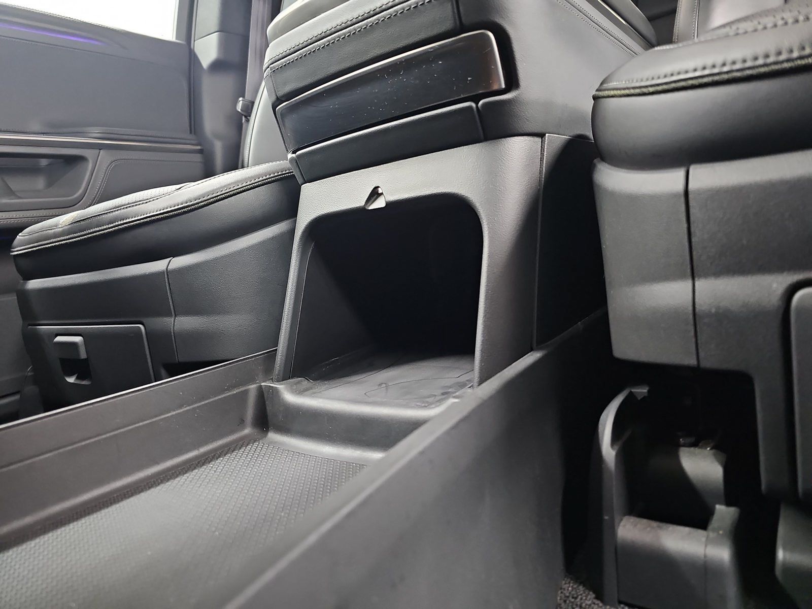 Used 2022 Rivian R1T Launch Edition AWD/4WD image 31