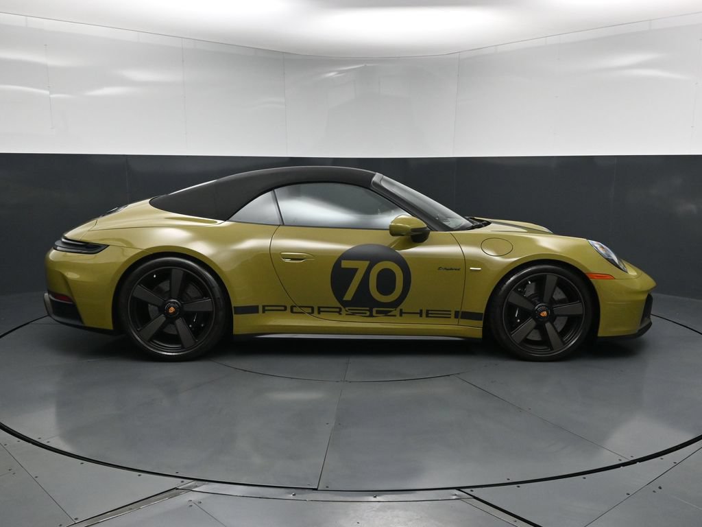 Certified 2026 Porsche 911 GTS RWD image 17