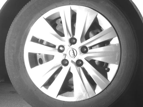 Used 2025 Nissan Sentra S FWD image 13