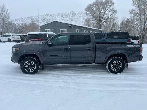 Used 2023 Toyota Tacoma TRD Sport w/ Black Out Package (TMS) image 2