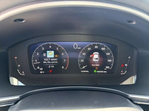 Used 2024 Honda Civic Touring image 23