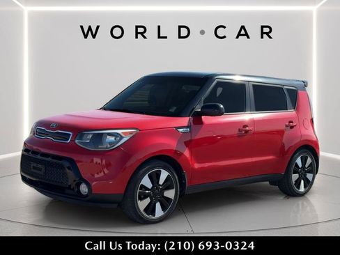 Used 2016 Kia Soul + w/ Designer's Package FWD image 7