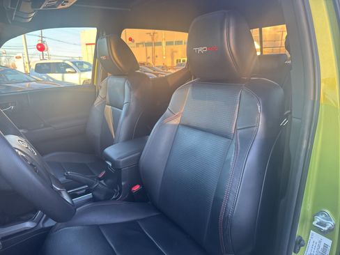 Used 2022 Toyota Tacoma TRD Pro image 14