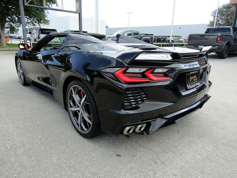 Used 2022 Chevrolet Corvette Stingray Premium Conv w/ Z51 Performance Package RWD image 7